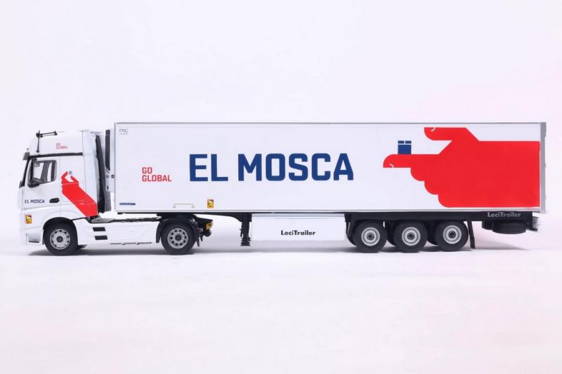 20260725111412-35723-800-16-mercedesactrosmp4-elmosca(2013)2.jpg